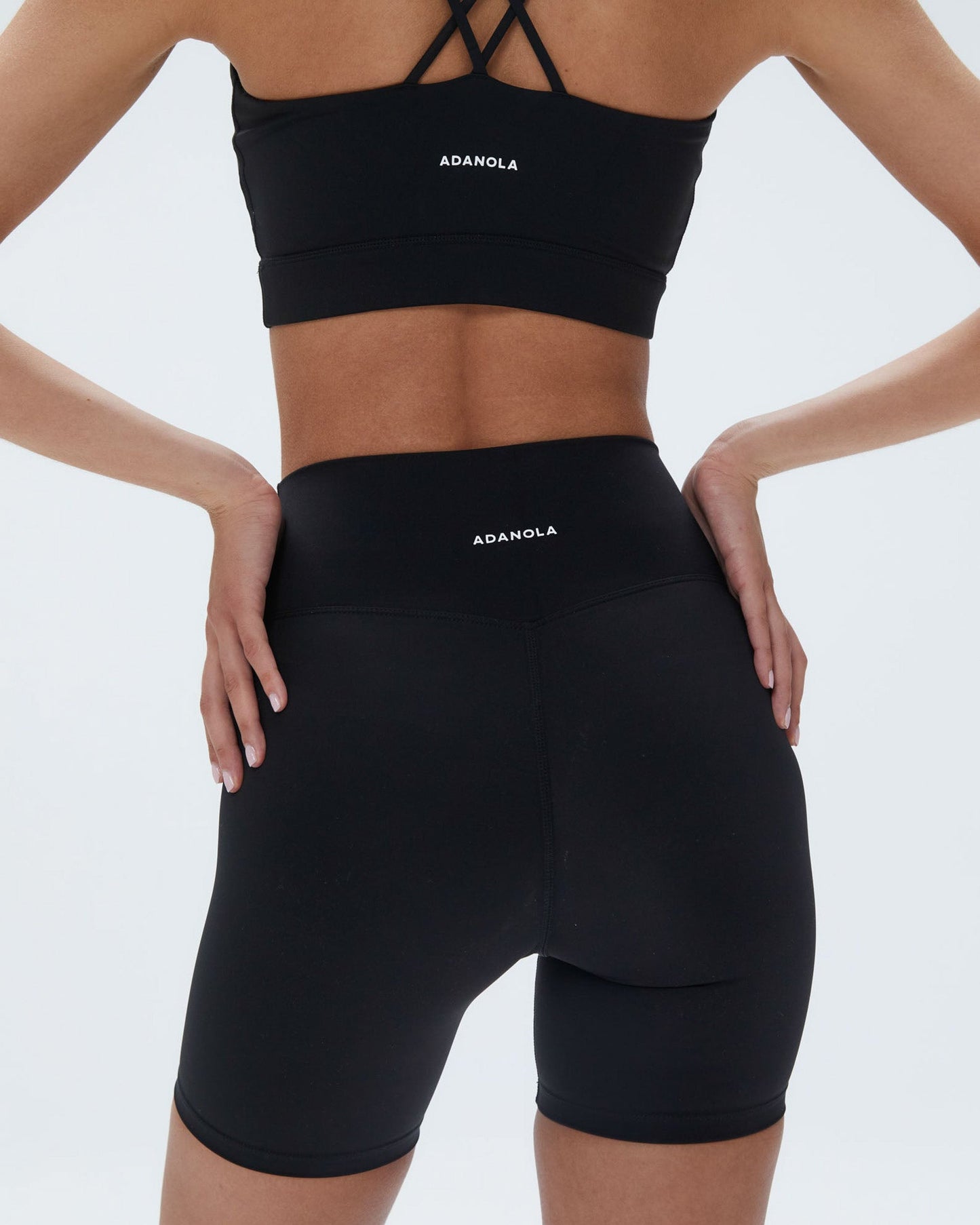 Ultimate Ultra Crop Pocket Shorts - Black