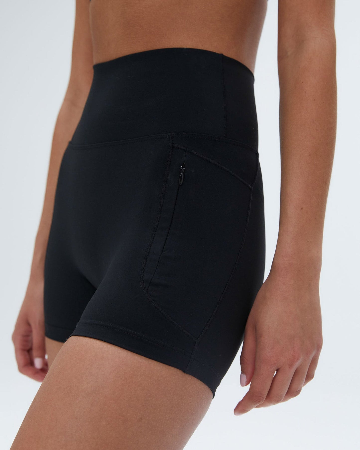 Ultimate Ultra Crop Pocket Shorts - Black