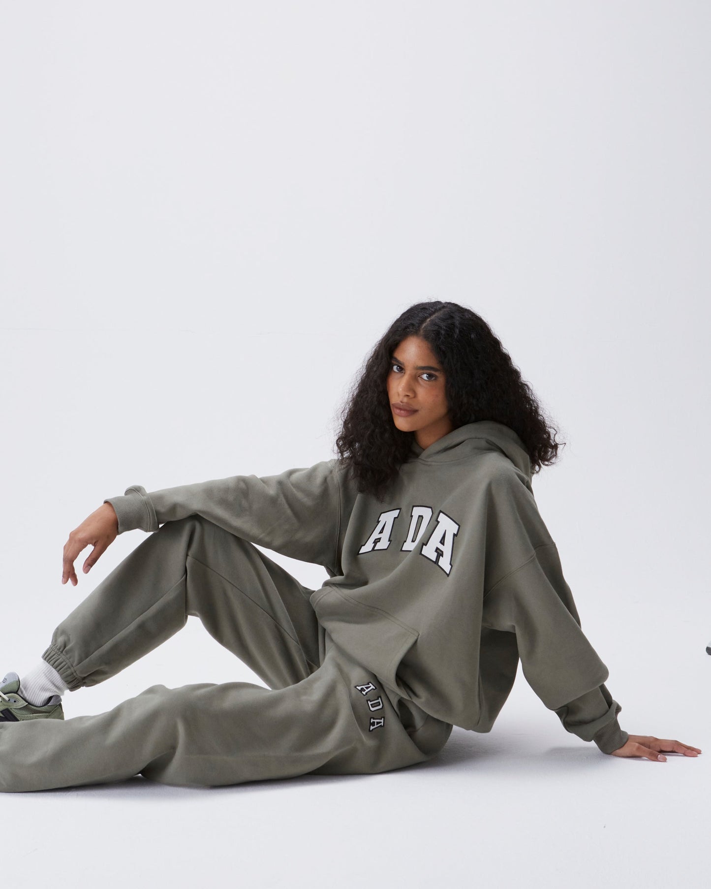 ADA Sweatpants - Olive Green
